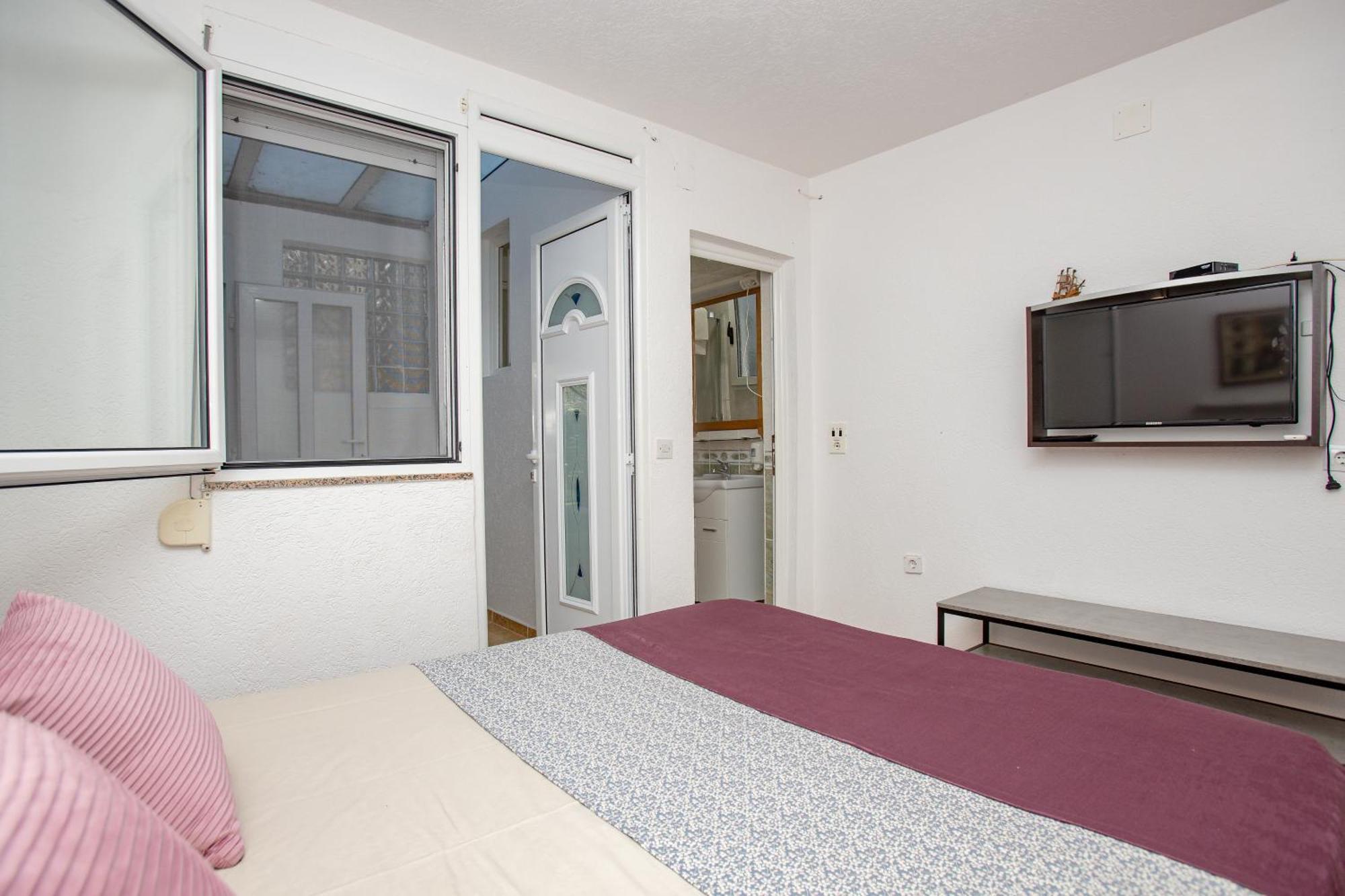 Apartments Oliva Утеха Екстериор снимка