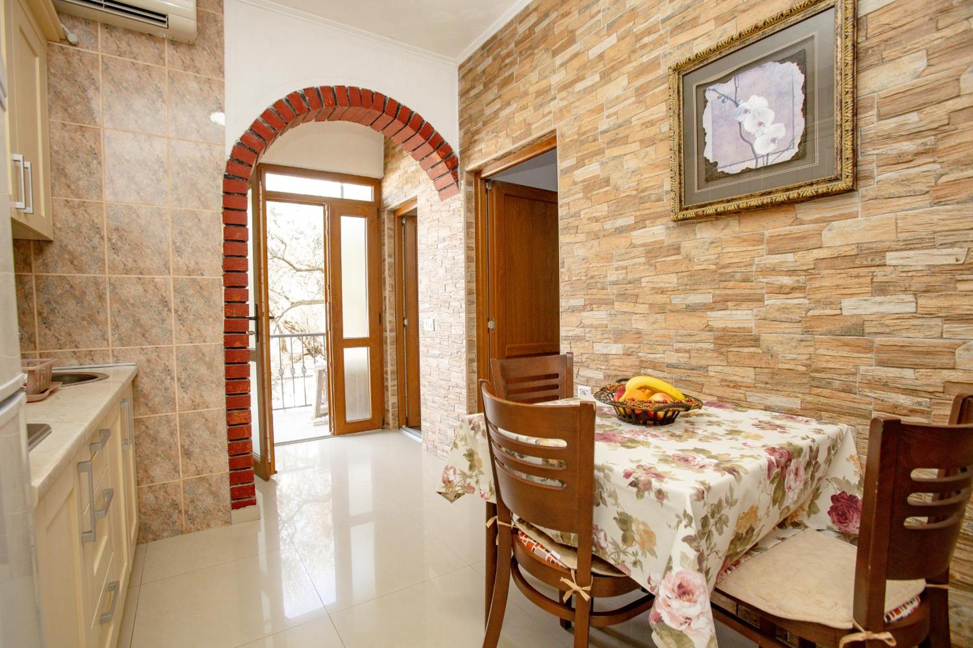 Apartments Oliva Утеха Екстериор снимка