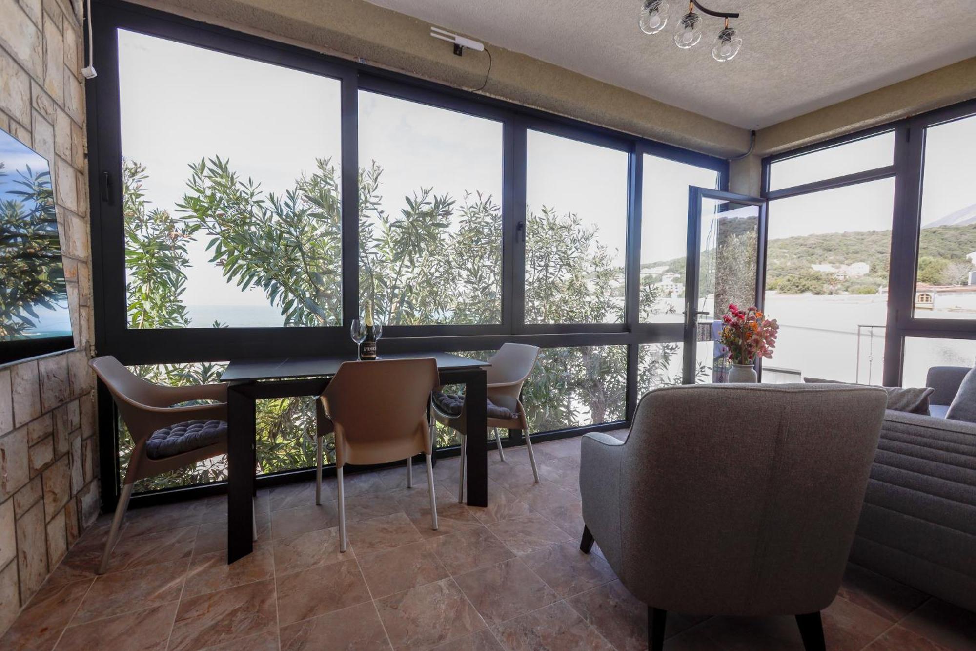 Apartments Oliva Утеха Екстериор снимка