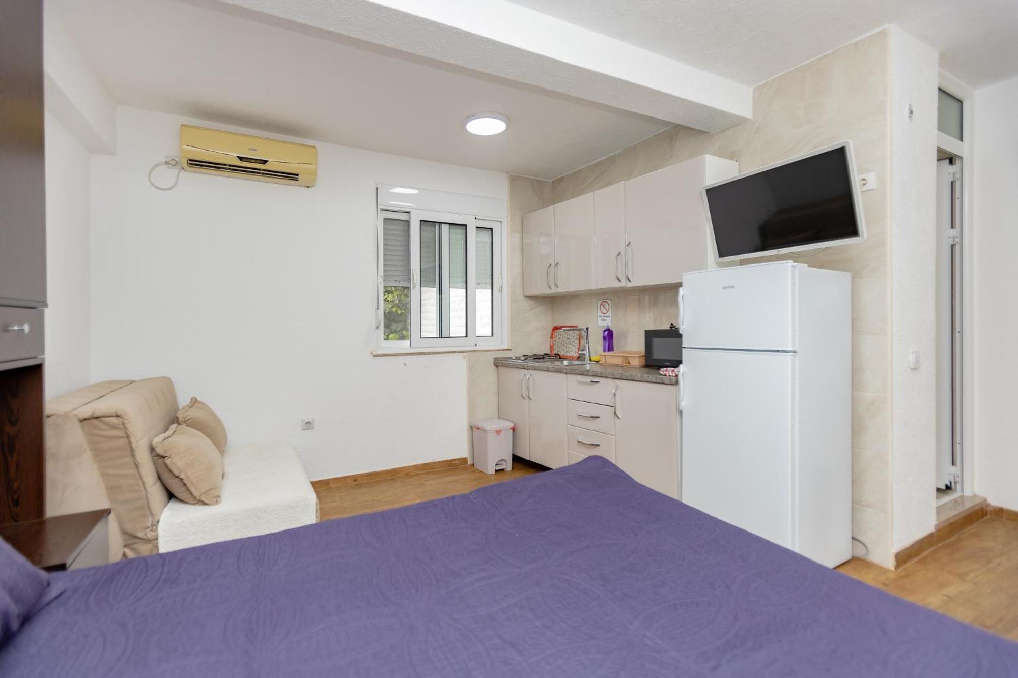 Apartments Oliva Утеха Екстериор снимка